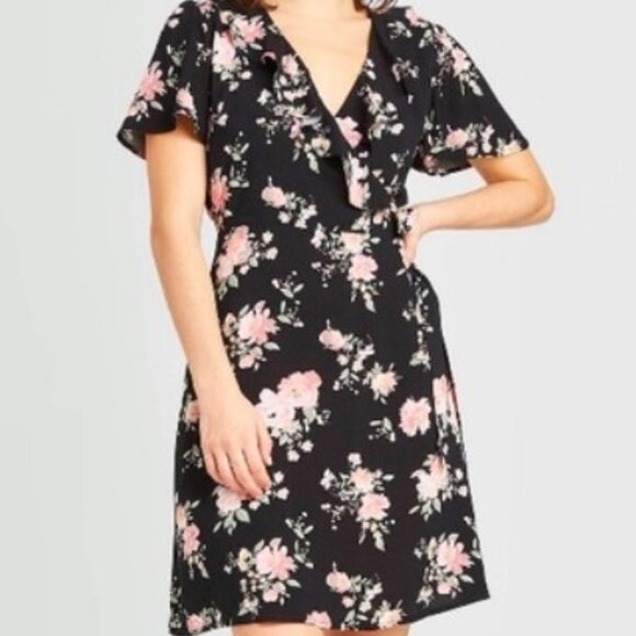 Xhilaration Black Floral Wrap Dress - Size M - Ruffle V-Neck - Summer  Chic - Picture 1 of 5
